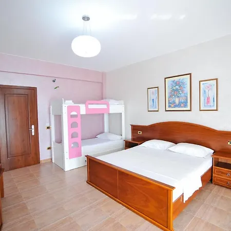 Iliria Internacional Szálloda 4*