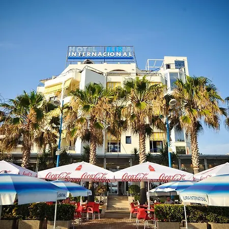 ホテル Iliria Internacional
