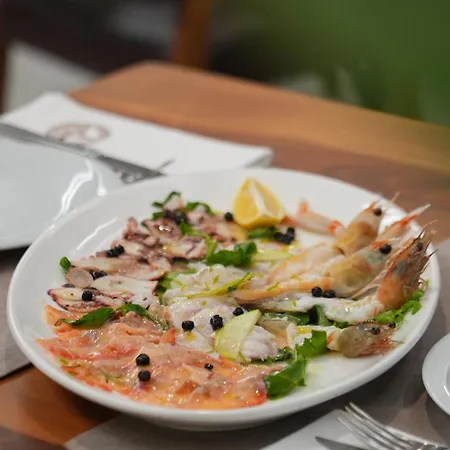 Iliria Internacional ホテル ドゥラス