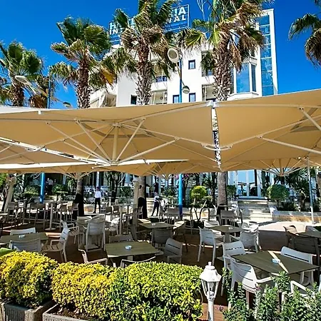 Iliria Internacional Hotel 4*
