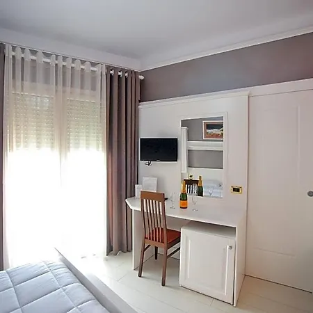 Iliria Internacional Hotel