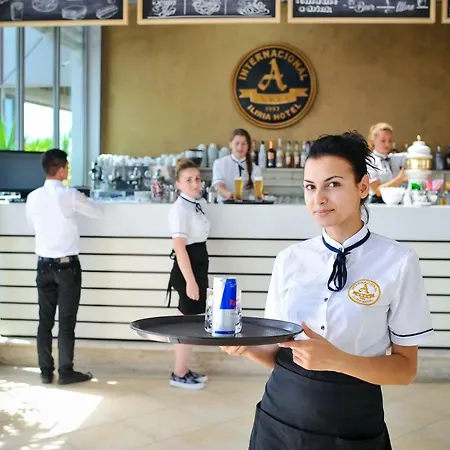 Iliria Internacional 4* ドゥラス