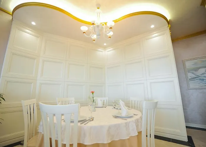 Hotel Iliria Internacional 4*