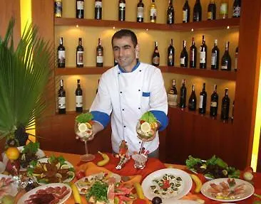 فندق إيليريا إنترناثونال