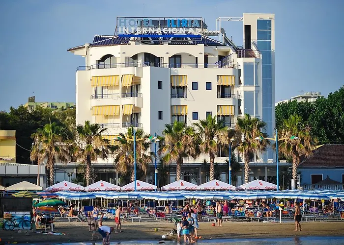 فندق إيليريا إنترناثونال 4*